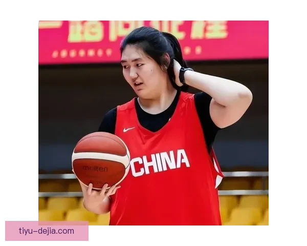 中国女篮死磕捷克 张子宇王思雨领军争晋级